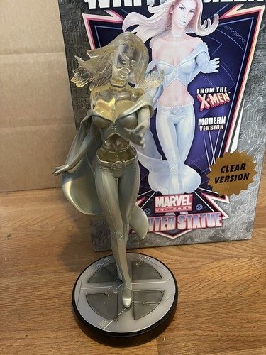 BOWEN X-MEN EMMA FROST STATUE CLEAR DIAMOND VERSION. (DAMAGE READ) - Picture 2 of 12