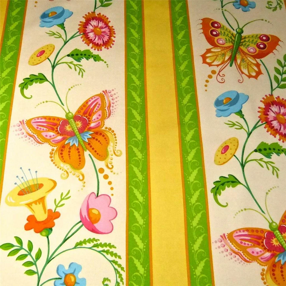 Mariposas y flores grandes radiantes, rosa, dorado, verde y crema, de Andover 1 yarda Foto 4 de 4