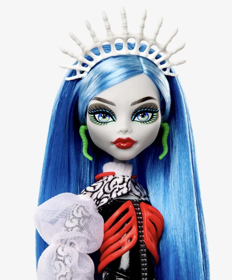Monster High Collectors Ghouluxe Ghoulia Yelps Doll. In Hand