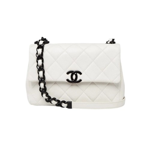 Chanel White Quilted Caviar Leather My Everything Medium Flap Bag Black HW Good