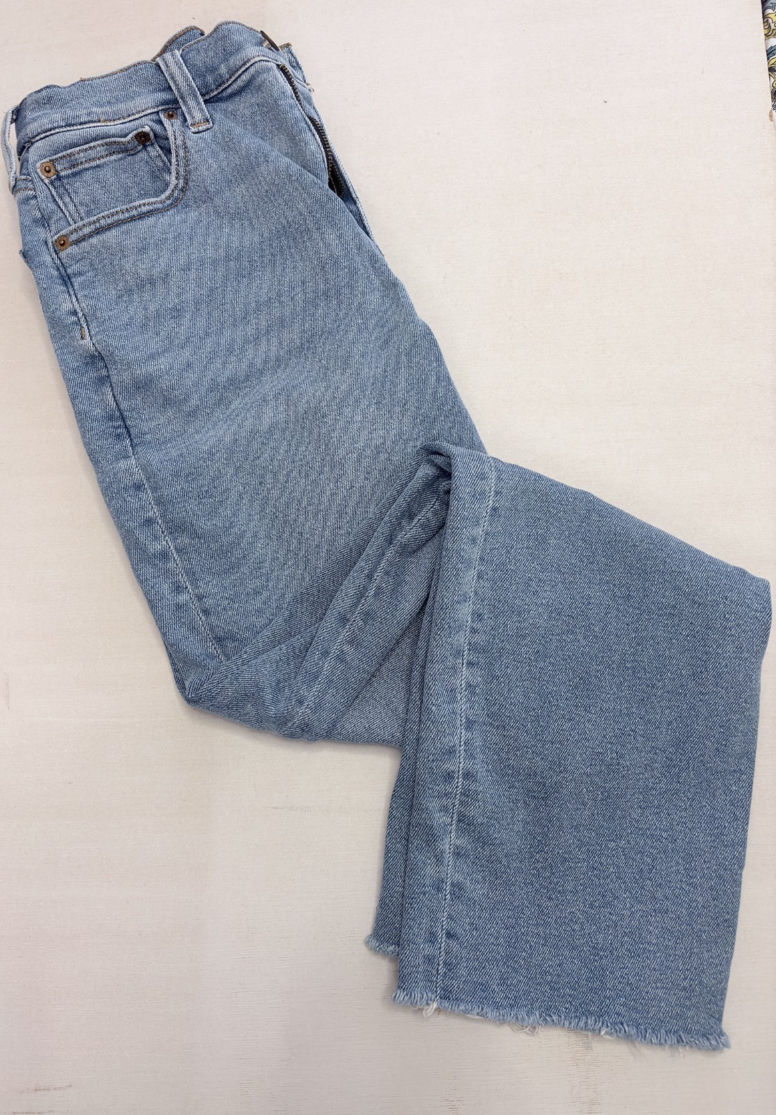 J Crew Women's 28 Stovepipe Straight Leg Jean Classic Raw Hem