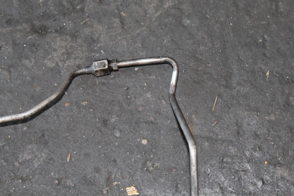 BMW E65 745i 745Li 2002-2005 bloque de válvula superior e inferior manguera de línea de presión J2688 Foto 3 de 4