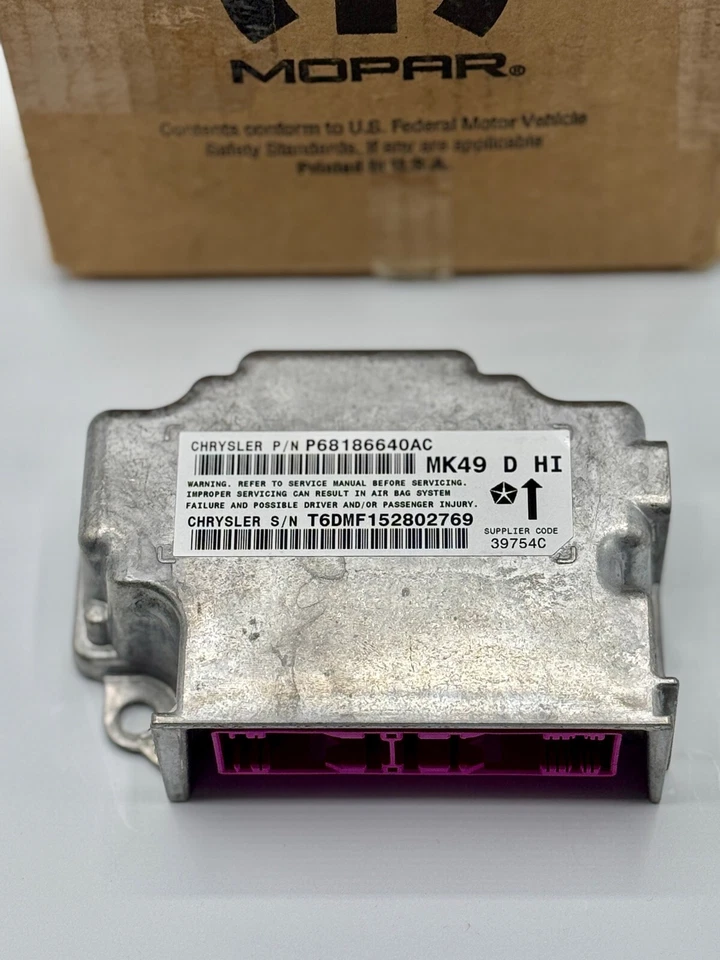 Nuevo módulo de retención de ocupantes OEM Mopar 68186640AC 2011-2014 Jeep Compass Foto 3 de 4