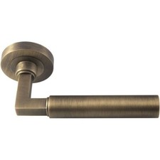 Carlisle Brass AMIATA Door Handles Lever On Round Rose in ANTIQUE BRASS 1 PAIR
