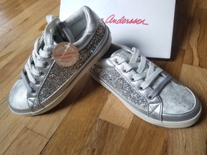 hanna andersson shoes