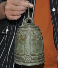 5.5" Chinese Buddhism temple bronze text Kwan-Yin GuanYin exorcism bell bell