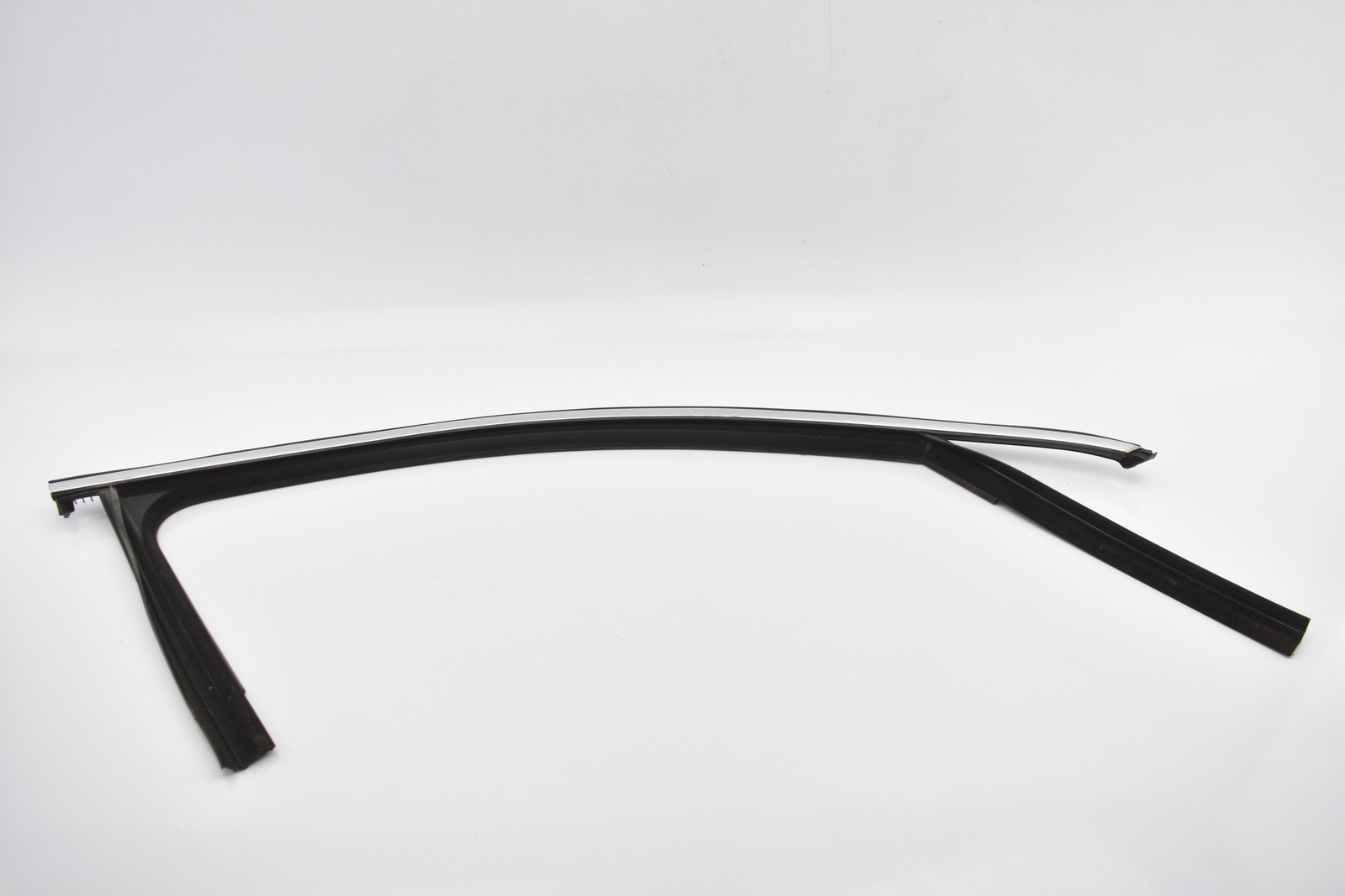 Door window Seal Frame front right A1777252200 MERCEDES-BENZ A  