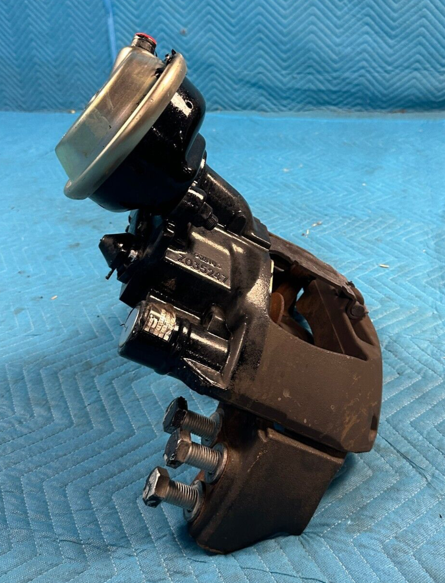 2016 Kenworth Right Front Caliper Z035247 (9825143 for sale 2016 Kenworth Right Front Caliper Z035247 (9825143 for sale