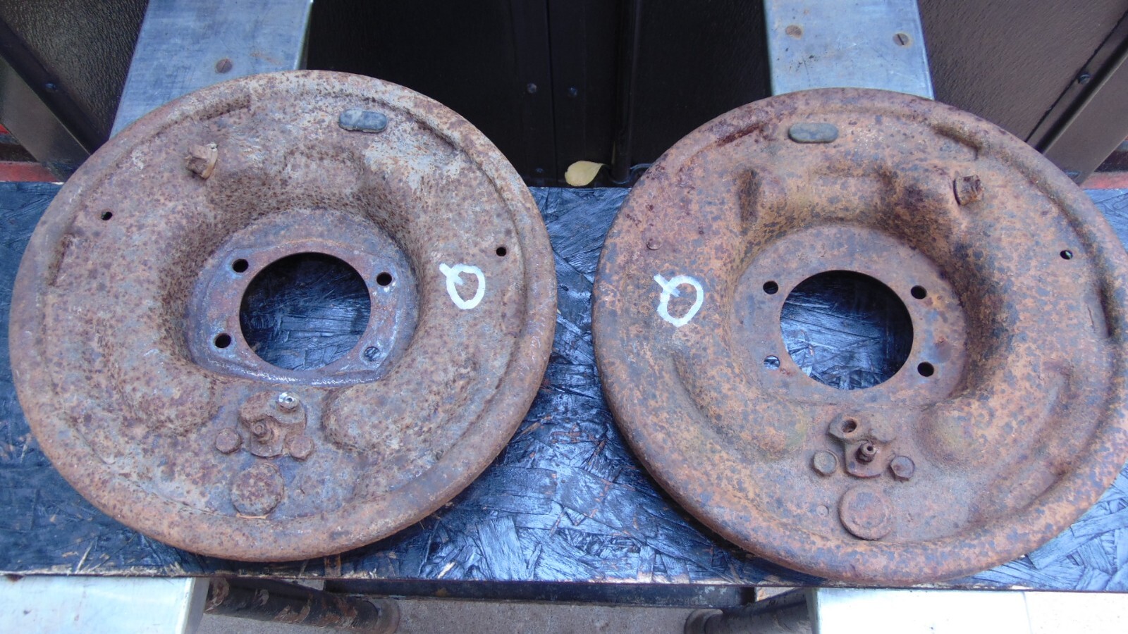 Ford 9 Inch 11 x 2.25 Drum Brake Backing Plates Big Bearing Late Torino F150 Q eBay