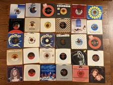 Lot of 30 ROCK/POP Vinyl 45RPM Records PRINCE Elton John ELVIS Barbra Stevie W.