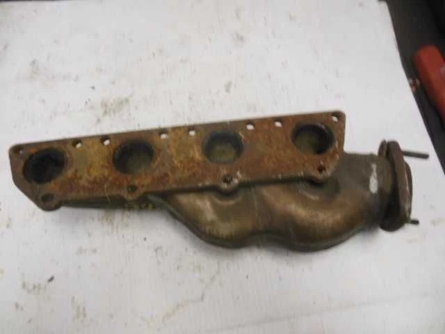 Passenger Exhaust Manifold Thru 9/02 Fits 01-03 AUDI S8 431414 - Image 2 of 4