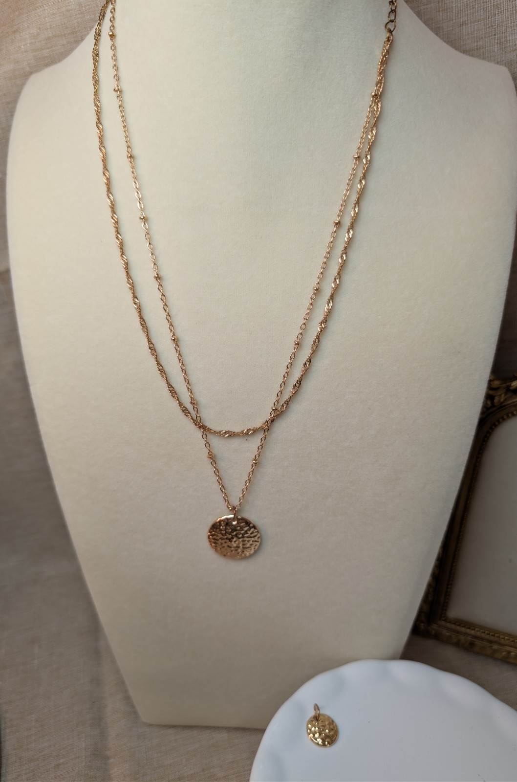 Double Layer Hammered Disc Pendants Necklace Gold… - image 1