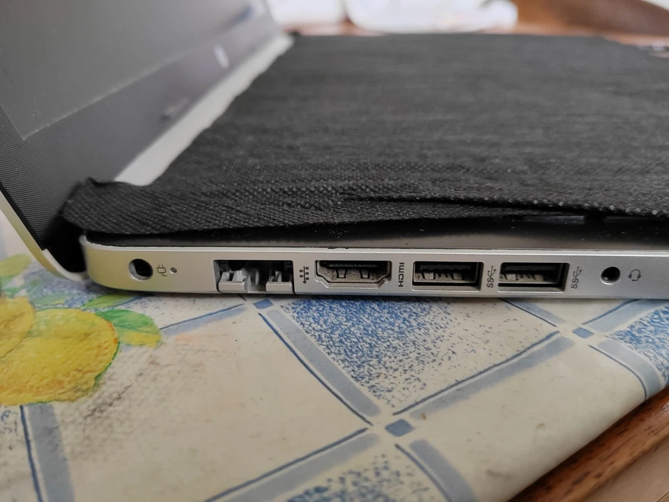 Hp Pavillion 15 1080p Intel I7 8550u Nvidia GeForce 2GB 16GB RAM Windows 11 Pro - Immagine 4 di 4