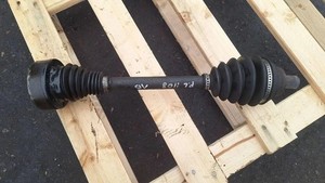 VW PASSAT B6 3C2 Antriebswelle vorne links 2.00 Petrol 110kw 2005 33990326