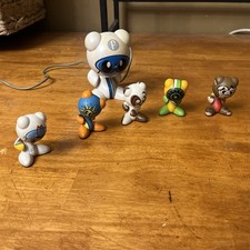 (Lot Of 18 Figures) 2007 Radica Mattel UB Funkeys Collection - 5 Figures & Dock