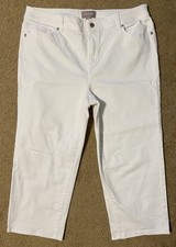 Chico s White Denim Capri Pants Women Size 2 US 12 Cotton Blend