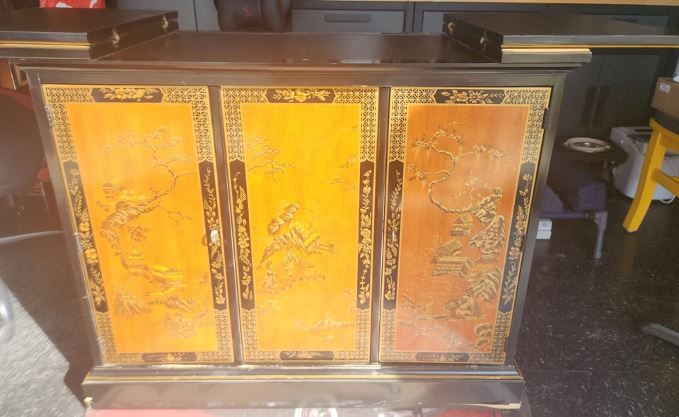 Servidor Drexel 'Et Cetera' Chinoiserie Flip Top Usado Foto 4 de 4