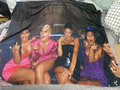 Kylie Jenner 21st B-Day Party Middle Finger 53  X 61  Middle Finger Wall Banner