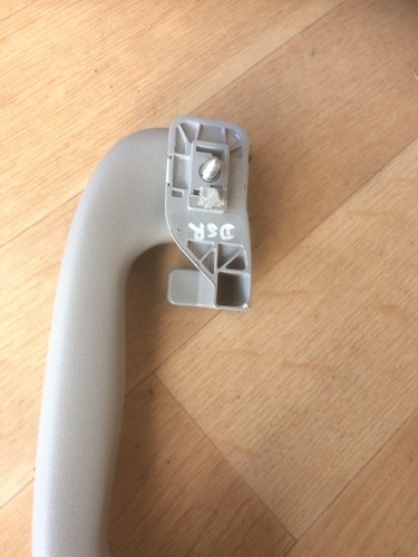 Vauxhall Vectra (08/08) 1.8i Design Driver's Side Rear Grab Handle - 317382836 - Picture 6 of 7