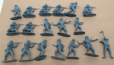 Airfix 1/32 WWII German Infantry Lot Of 18 Open Figures No Box