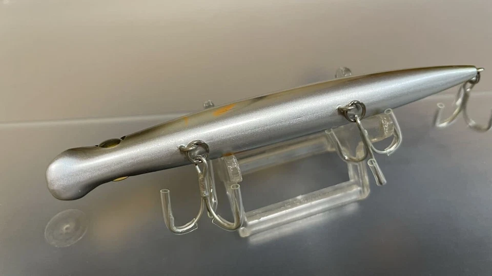 Ima Sasuke 120 Reppa “Metallic Meki” – 0,6 oz (17 g) 4,7 pulgadas Minnow flotante Foto 3 de 4