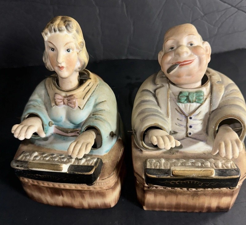 2 Royal Sealy Nodders Porcelain Figurines  Woman and Man  Playing Piano Japan