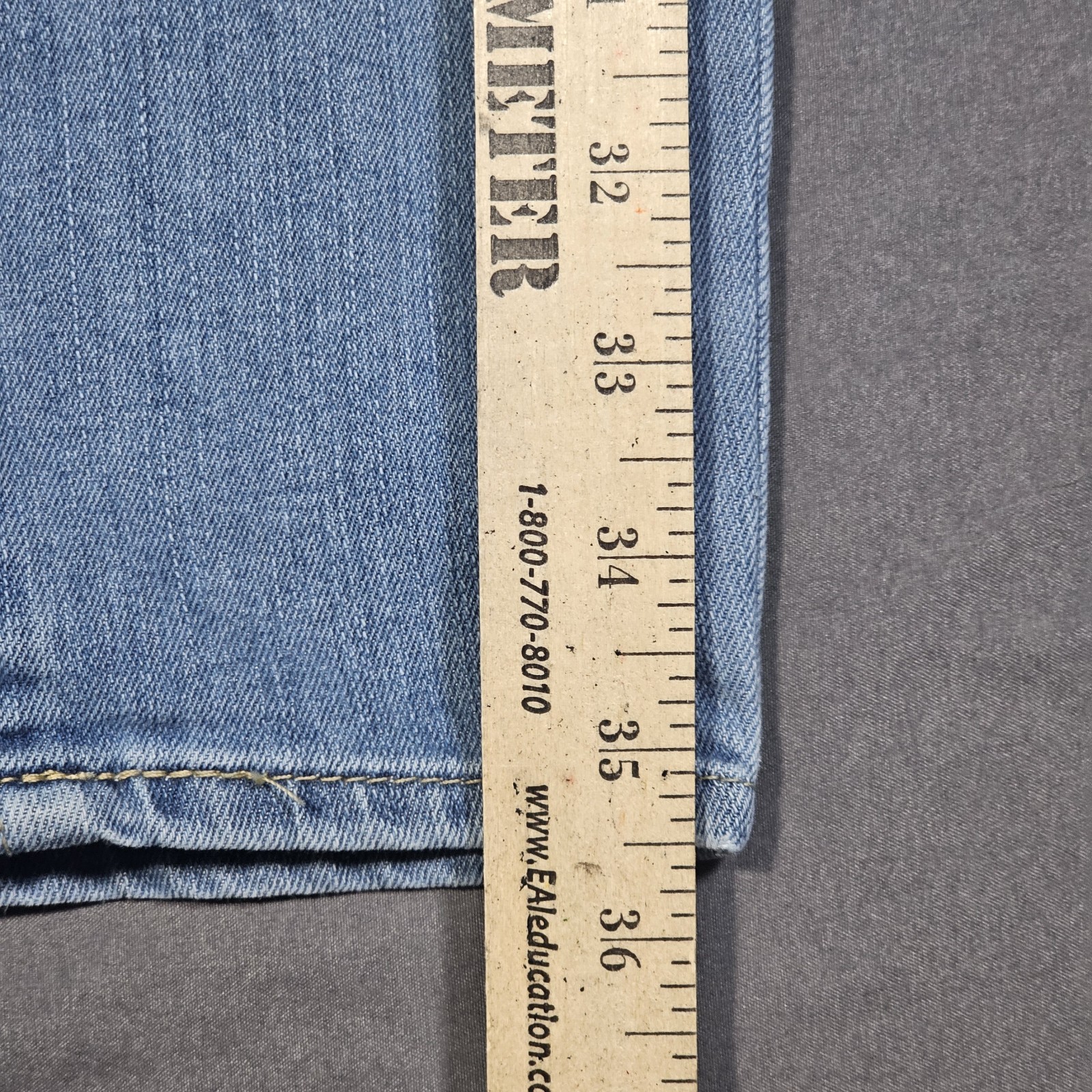 Signature Levi Strauss Womens Mid Rise Skinny Denim Blue Jeans 12S W31 L28 thumbnail 8