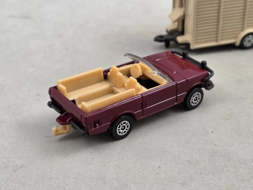 Corgi Juniors James Bond Octopussy Set Range Rover Pferdebox mit Flugzeug E3019 - Bild 3 von 4