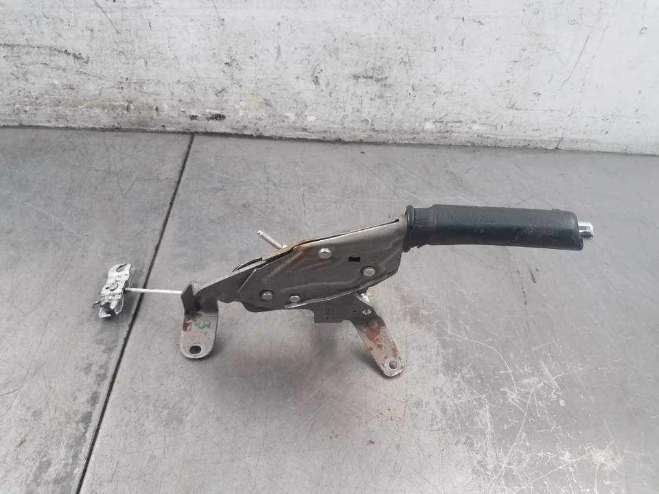 Subaru WRX STi 2015 manija de freno de estacionamiento - * #0578 Foto 2 de 4