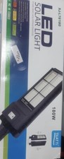 Lampione LED Solare 180W Stradale Pannello Fotovoltaico Crepuscolare Telecomando