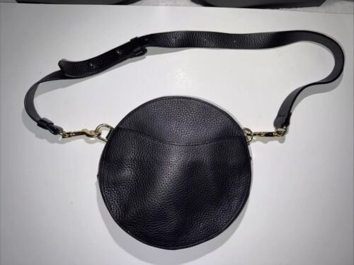 Beautiful CUYANA Mini Circle Belt Bag Black Pebbled Leather XS/S