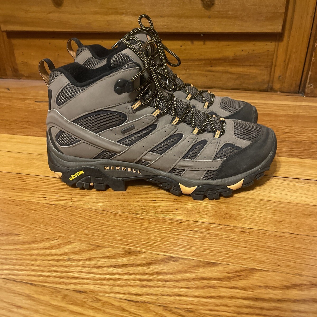 Merrell Men\'s Moab 2 Vent Hiking Shoe, Walnut/Brown US Size 10.5 Merrell Mens Moab 2 Vent Hiking Shoe, Adult, Walnut  main image 3