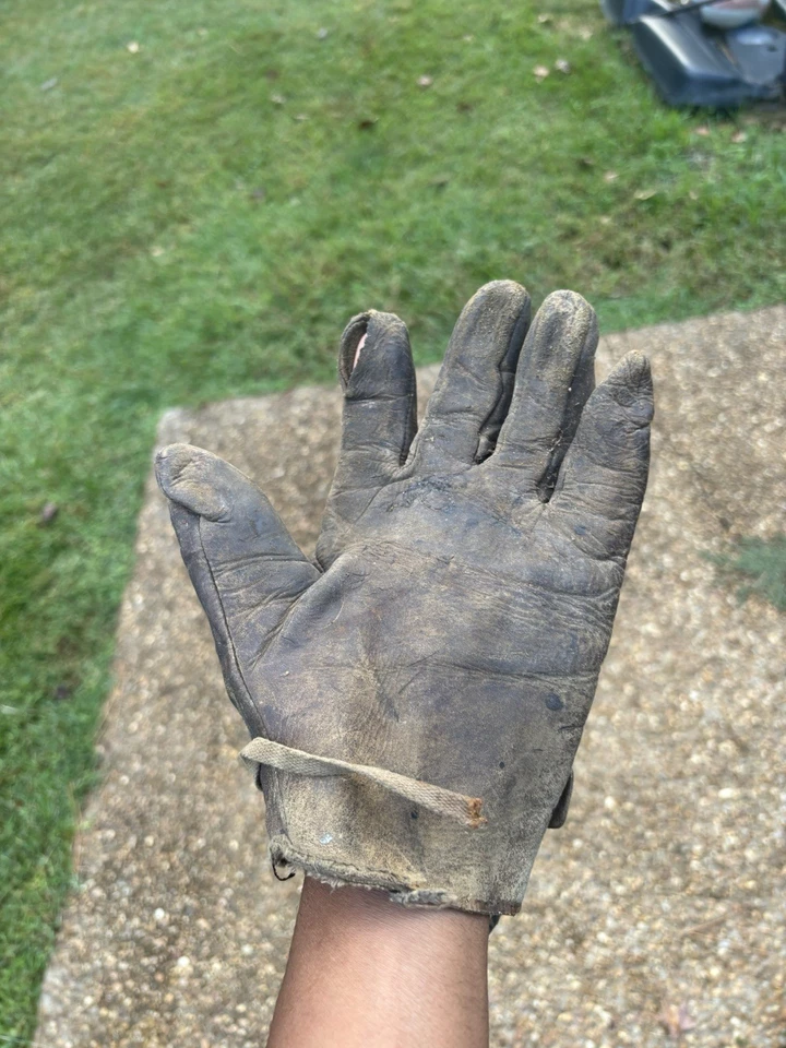 1930s - 1940s Work Gloves Leather Work Gloves Men's Vintage Mechanic Gloves - Image 2 of 4