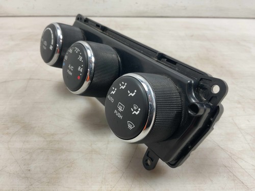 Jeep JK Wrangler Automatic Temperature Control 55111170AD w Hardtop 11-13 035672 - Picture 2 of 10