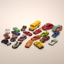 Hot Wheels and More Mixed Car Loose Lot 21 VTG - Modern Diecast / Plastic Cars