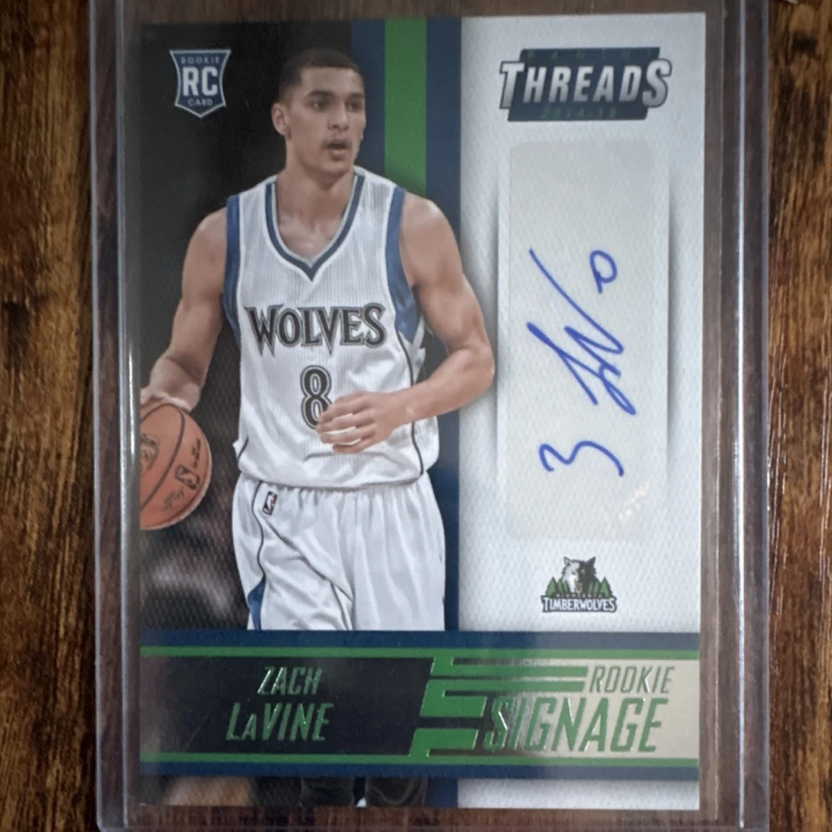 Zach LaVine Sports Trading Card Singles Autographed Basketball for