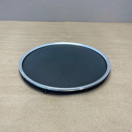 09-17 AUDI Q5 SQ5 B&O RIGHT DOOR Woofer Speaker Grille Cover Bang & Olufsen - Picture 3 of 4