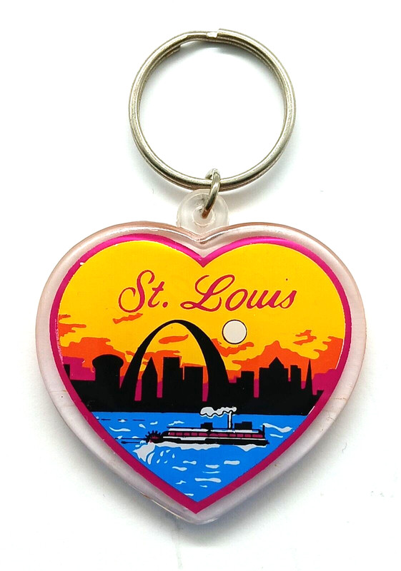Vintage St. Louis Missouri Gateway Arch Boat Sunset Keychain Keyring