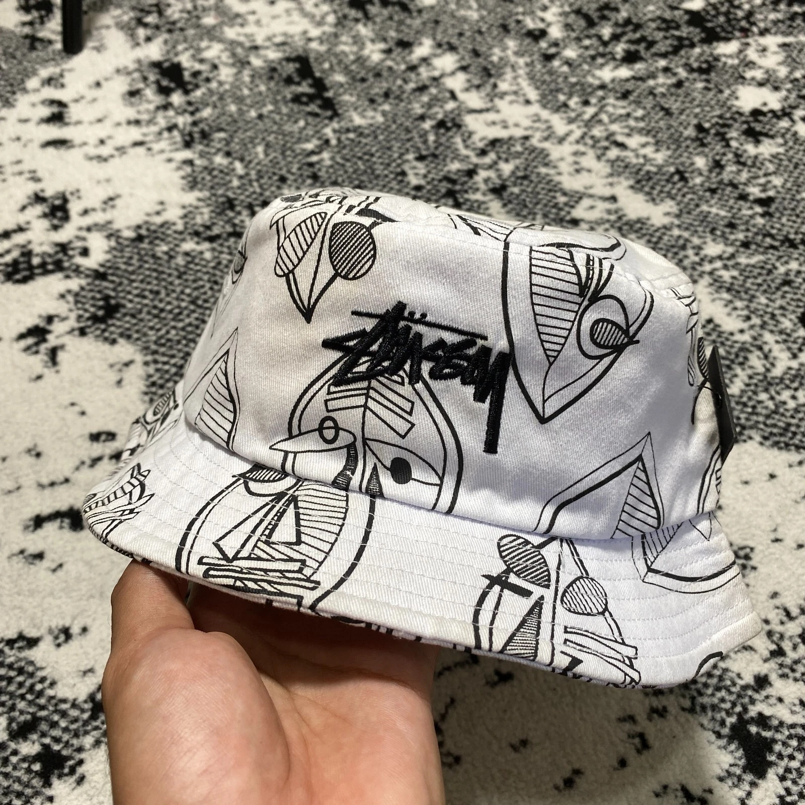 STUSSY ZULU BUCKET HAT IN WHITE - L/XL SUMMER CAMPING OUTDOOR Y2K