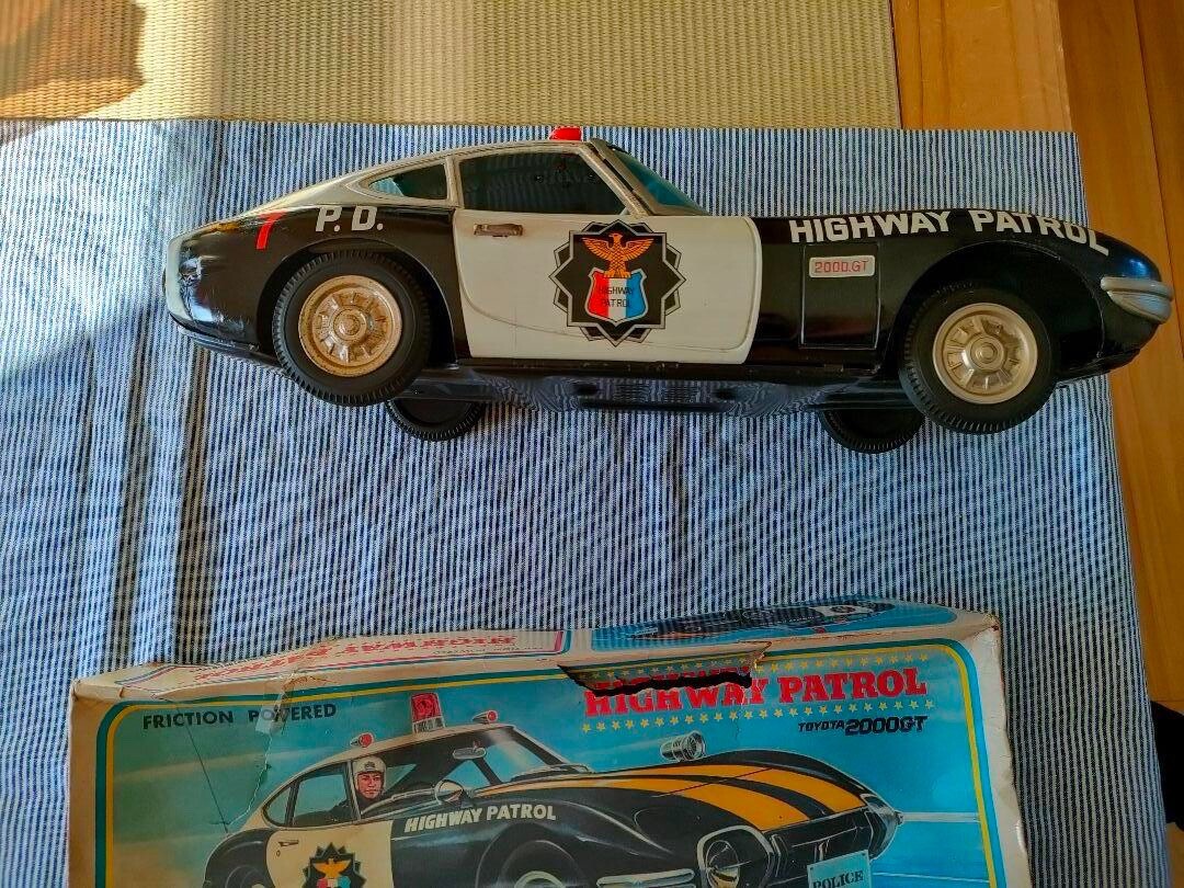 Nomura Toyota Highway Patrol 2000GT P.D Police Car Tin Toy Car