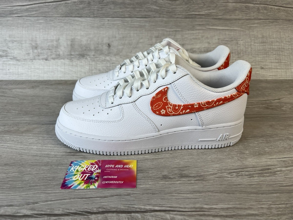 Brand new never worn Nike White and Orange Athletic Shoes Size 8 & 12.5 - 2002 Nike Air Force 1 Mid Safety Orange  main image 2