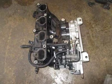 Yamaha 150hp 4 stroke outboard intake manifold w throttle body (63P-13641-00-00)