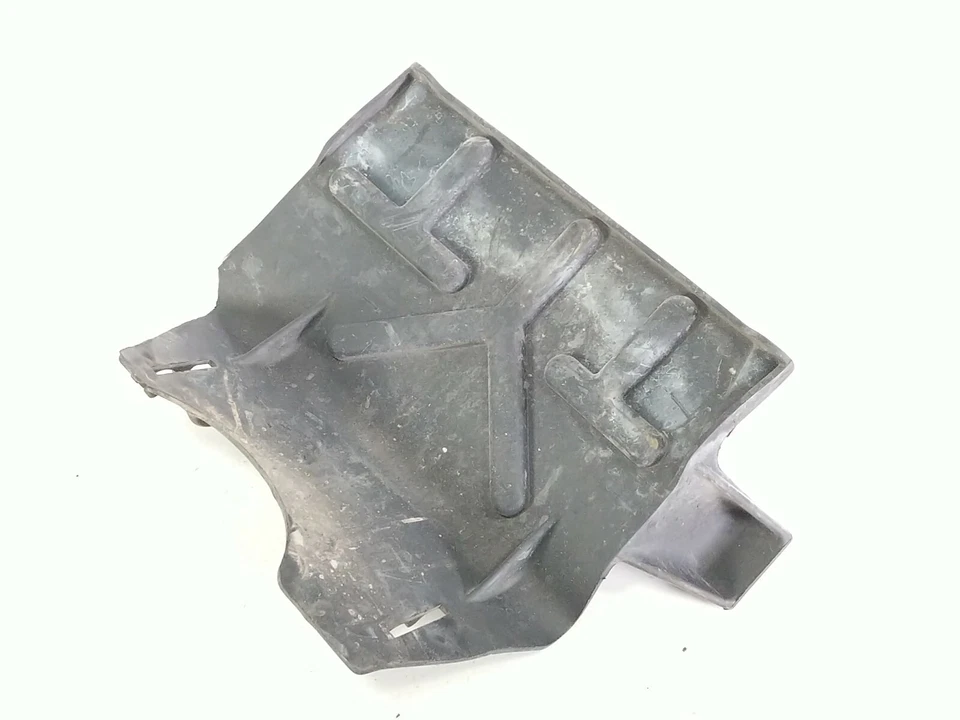 Protetor térmico interno de plástico 99-00 Honda CBR 600 F4 - Imagem 3 de 4