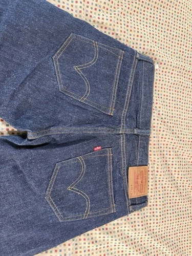 Levi's Selvedge Hesher 100% Cotton, Denim jeans 33x34, actual 34x35, 9.75” rise - product listing photo