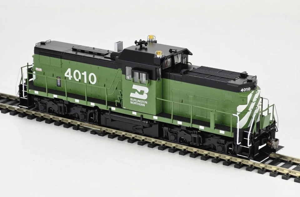 Bowser English's 60546 HO Scale ALCo C-415 DC/DCC READY Burlington Northern 4011 - image 3 of 4