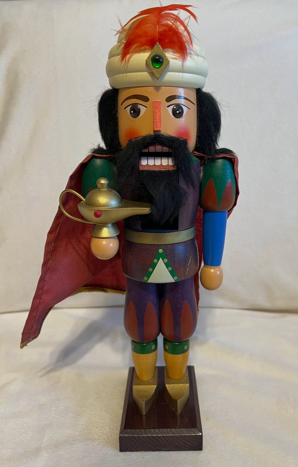 Erzgebirgische Volkskunst Nutcracker
Opens in a new window or tab