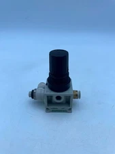 Numatics R14RG02I Air Pressure Pneumatic Regulator Gray Black