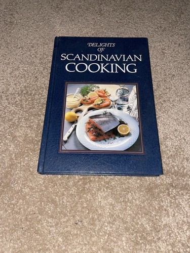 Köstlichkeiten der SKANDINAVISCHEN KÜCHE traditionelle Rezepte angepasst von Renate Kissel.