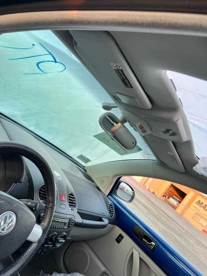 Medidor de flujo de aire de inyección de combustible usado se adapta a: Volkswagen Beetle 2007 2,5 grado A Foto 2 de 4