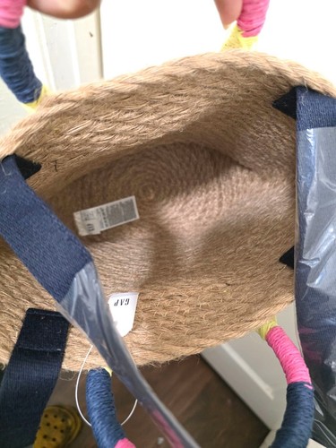 NWT Natural Woven Straw Tote Bag With Colorful Wrapped Handles & Black Shoulder - Picture 4 of 6